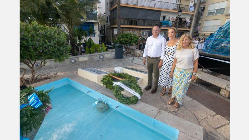 Offering to the Virgen del Carmen and homage to those who fell at sea in Benidorm