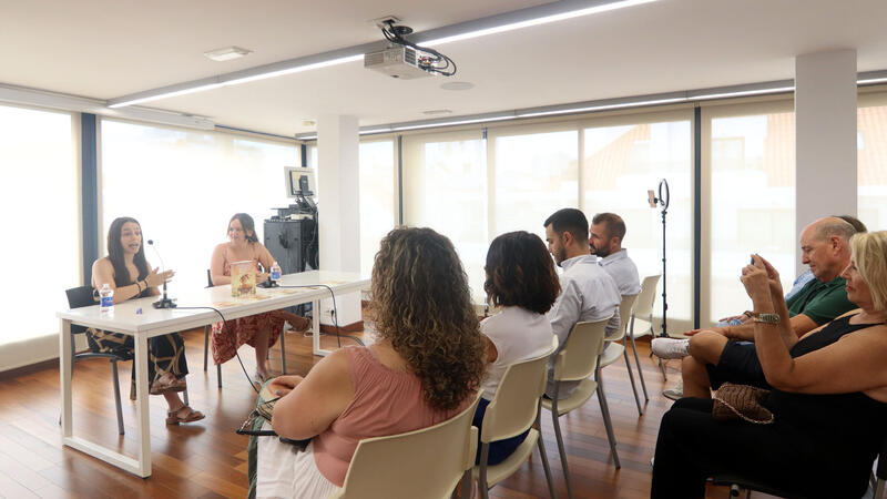 María Romero Pérez from Benidorm publishes her second novel, the dystopia 