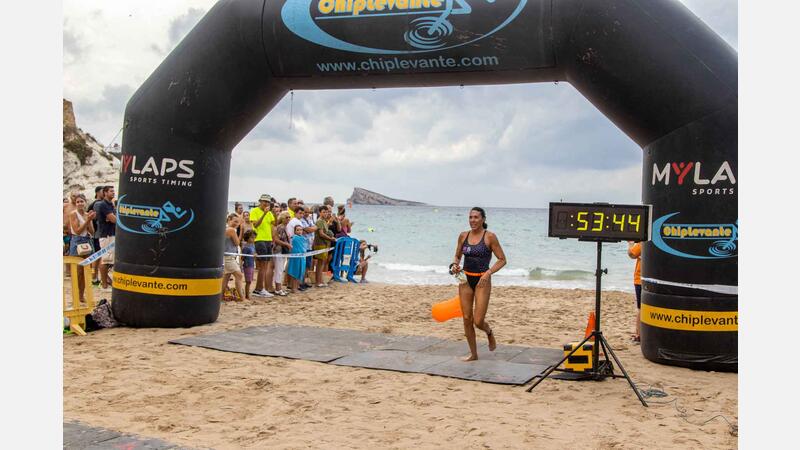 Miguel Bou prevails for the second time in the Popular Swimming Crossing
