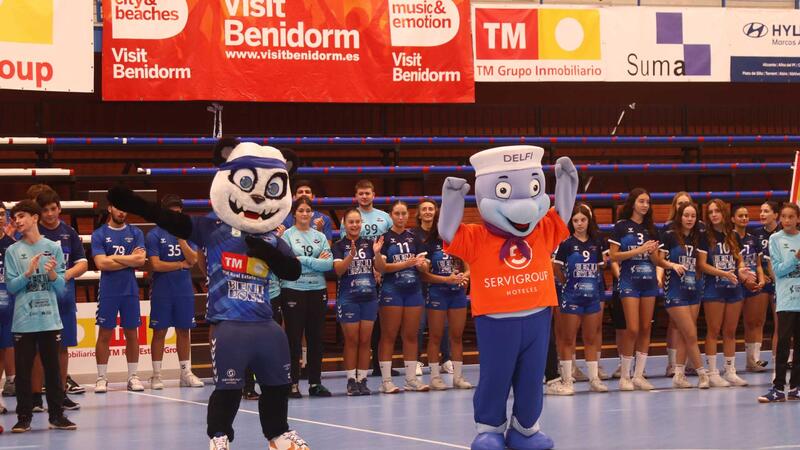 El Club Handbol TM Benidorm presenta tots els seus equips abans d