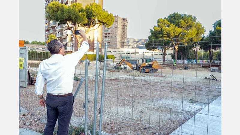 Benidorm incrementa les zones verdes de La Cala amb un nou parc en l