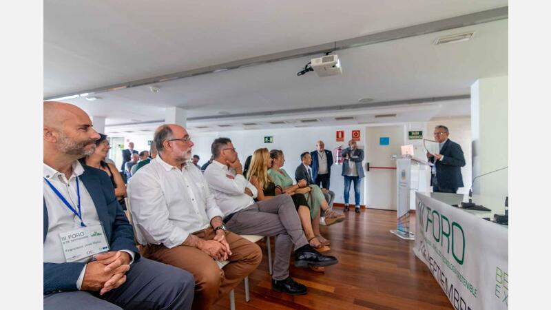 Benidorm aborda las últimas tendencias sobre movilidad sostenible en el III Foro Benimov