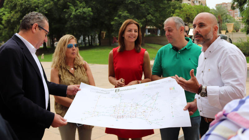 Mobility measures on a map the time it takes to walk from one area of Benidorm to another to promote pedestrian travel