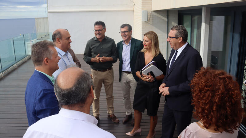Benidorm aboga por reducir al máximo la huella de carbono de la actividad turística