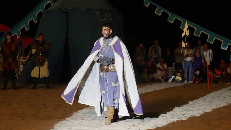 El ‘ataque pirata a Benidorm’ marca el inicio de las fiestas de Moros y Cristianos en la ciudad 