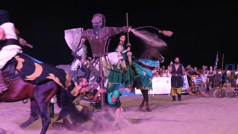 El ‘ataque pirata a Benidorm’ marca el inicio de las fiestas de Moros y Cristianos en la ciudad 