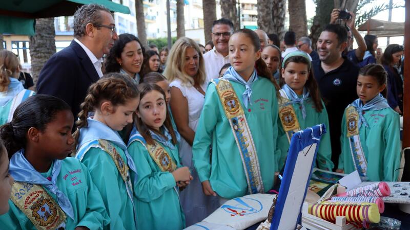 La Comissió de Festes posa en marxa la seua tradicional Fira del 9 d