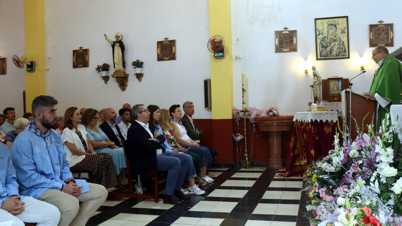 Una missa i el nomenament de la nova comissió tanquen amb brillantor la Festa del Roser