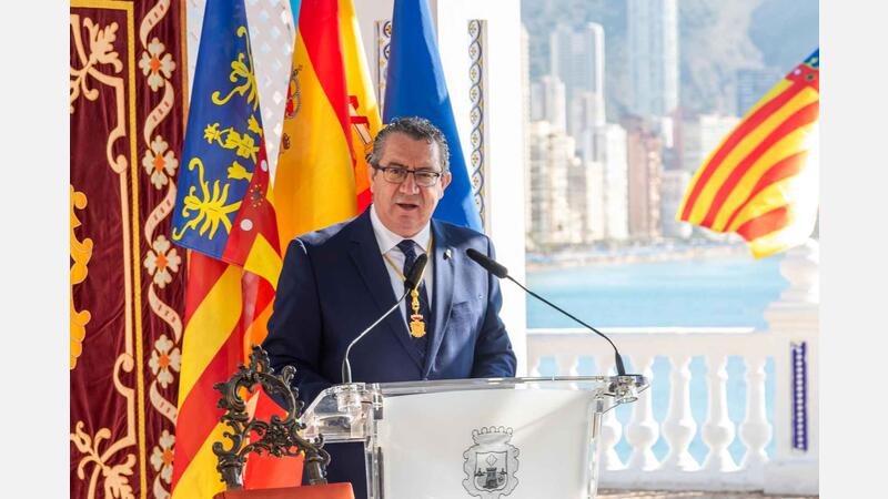 Benidorm celebra el 9 d