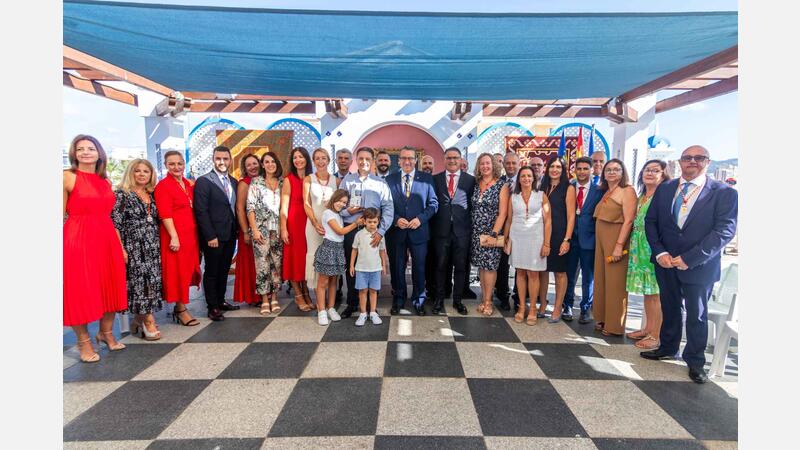 Benidorm celebra el 9 d