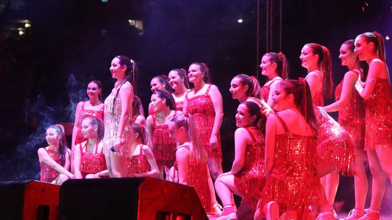 Bavallons, en categoria Infantil, i El Parotet i Desterrats, en Adults, s