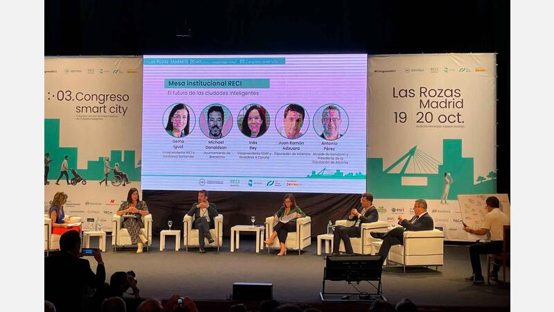 Toni Pérez debat sobre el futur de les ciutats intel·ligents en l