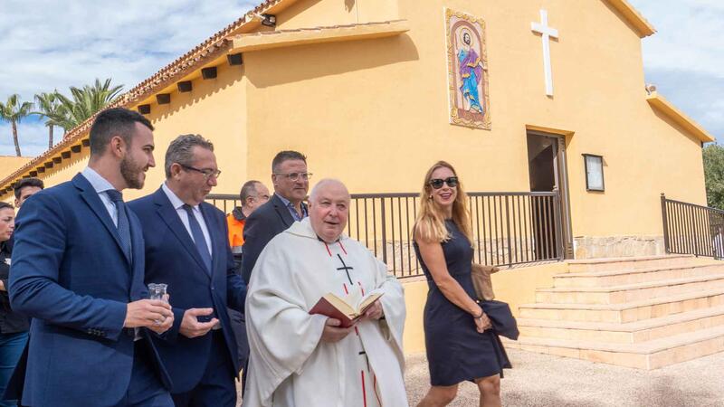 Benidorm celebra Tots Sants amb visites multitudinàries als seus cementeris