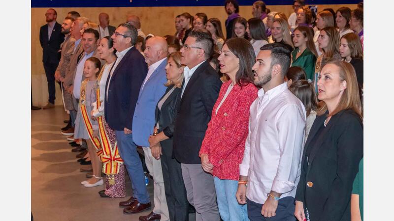 La Associació de Penyes presenta su ‘Llibre oficial’ de fiestas 2023