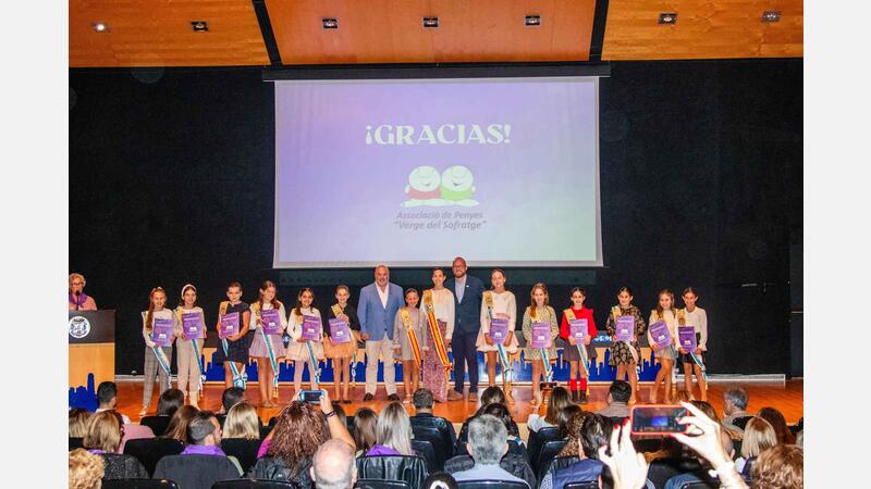 La Associació de Penyes presenta su ‘Llibre oficial’ de fiestas 2023