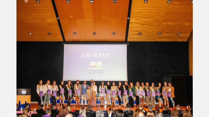 La Associació de Penyes presenta su ‘Llibre oficial’ de fiestas 2023
