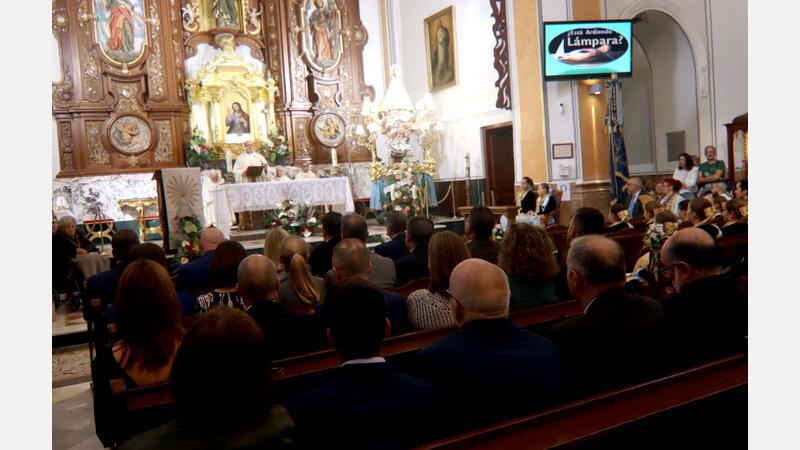 A massive mass and a thunderous mascletà center the first events of the day of the Mare de Déu
