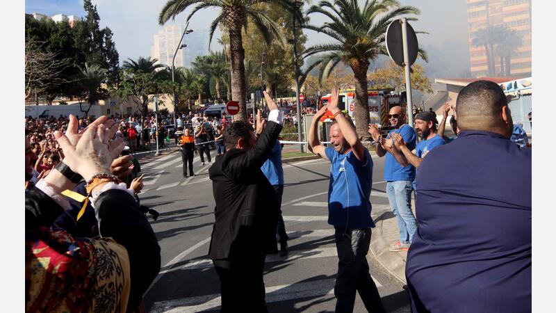 A massive mass and a thunderous mascletà center the first events of the day of the Mare de Déu
