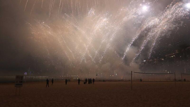 Les carrosses i un magnífic castell de focs artificials posen el fermall final a unes brillants Festes Majors Patronals 2023