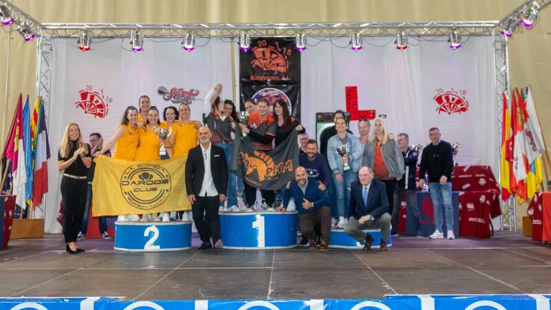 Èxit de participació en el Campionat Nacional i Internacional de Dards Electrònics a Benidorm