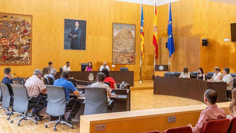  Marina Baixa Employment Pact organizes a talk to standardize the academic training of migrants