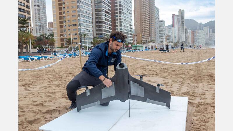 Benidorm hosts the first massive simultaneous flight of drones at European level in an urban environment