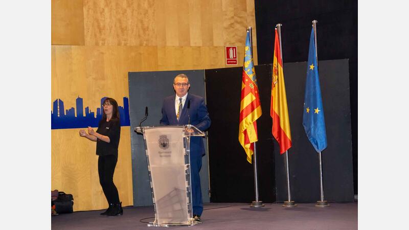 Benidorm reconeix a Jaume Benaloy pel seu "treball desinteressat en pro de la millora de la qualitat de vida de les persones i el planeta"