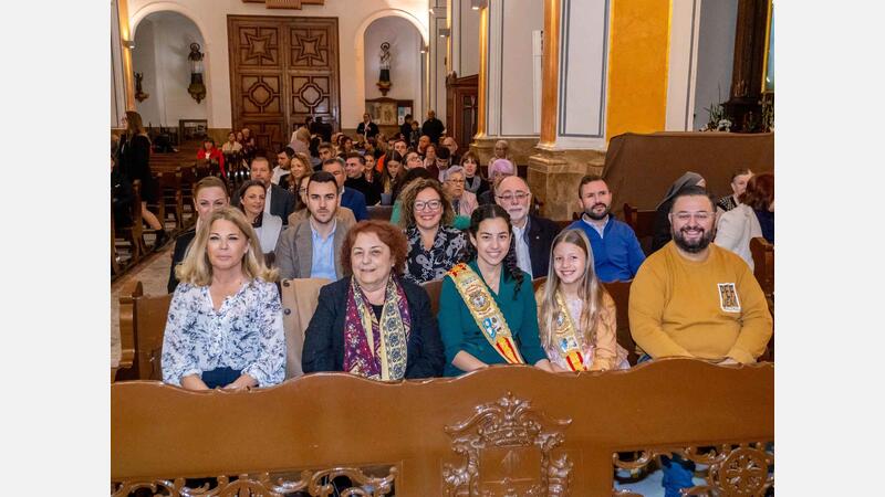Presentació a la Mare de Déu dels majorals que organitzaran les Festes de Benidorm en 2024