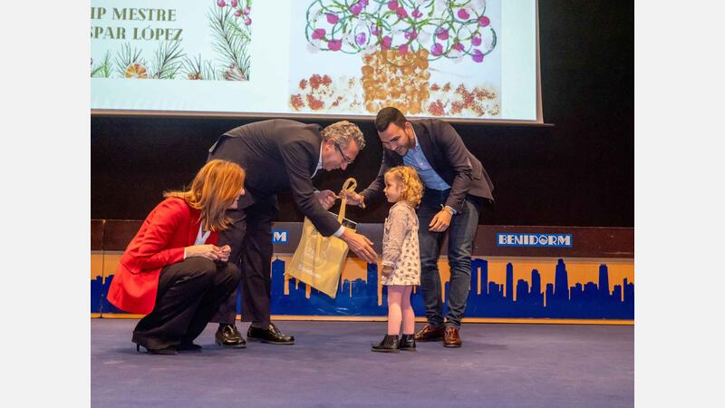 Entrega de premios de XV Concurso de Postales Navideñas de Benidorm