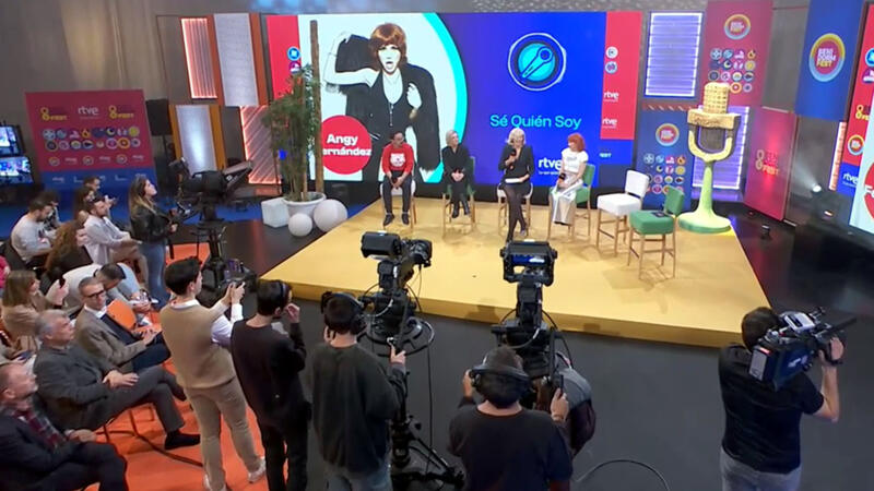 El Benidorm Fest presenta las 16 canciones que optan a alzarse con el Micrófono de Bronce