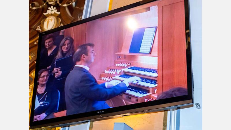 Un concierto de Josep Vicent Giner y la Agrupacion Coral de Benidorm, punto final Festival Internacional de Órgano