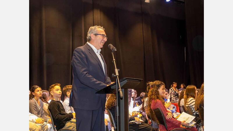 Benidorm premia el rendimiento académico de 84 estudiantes de Primaria y Secundaria