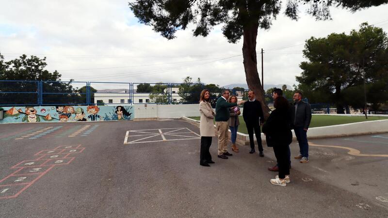 Educació visita dos col·legis de Benidorm amb obres pendents d