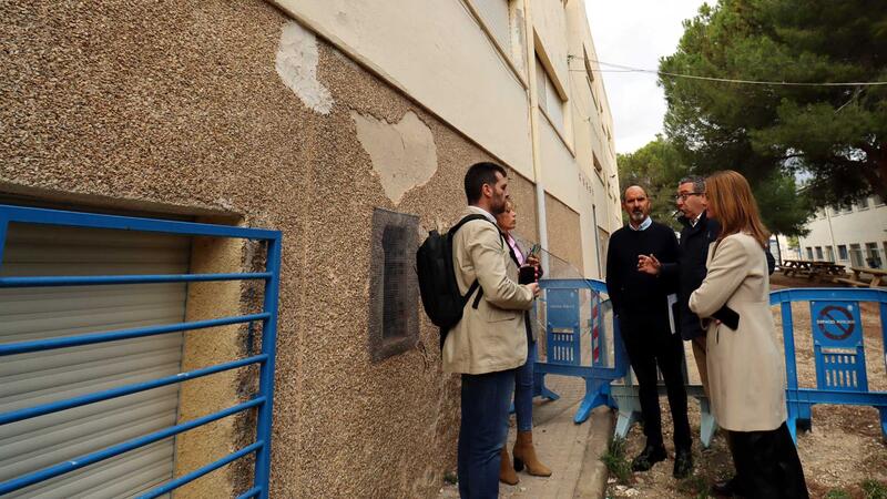 Educació visita dos col·legis de Benidorm amb obres pendents d