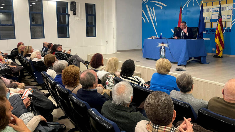 Toni Pérez inaugurates the annual cycle of conferences of 