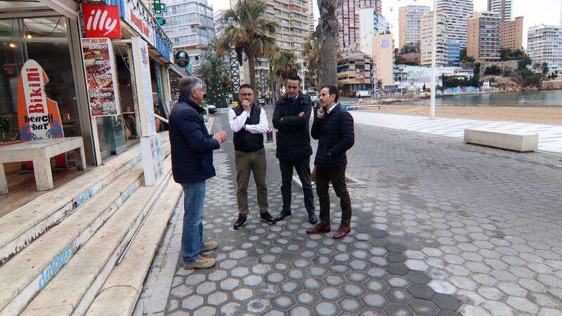 Benidorm completes the renovation work of the waste collector on Madrid Avenue to end discharges and bad odors