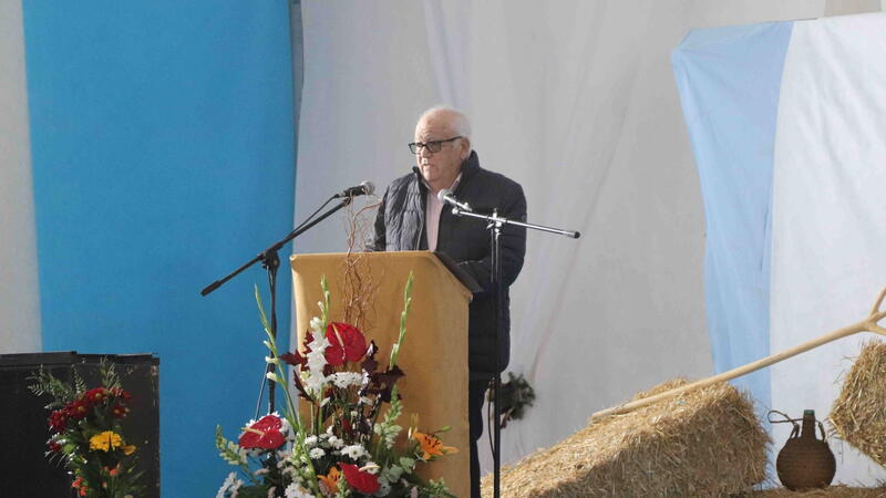 Benidorm celebrates the festival of Sant Antoni with the pilgrimage and offering to the saint in the Ermita de Sanz and the proclamation by Vicente Fuster