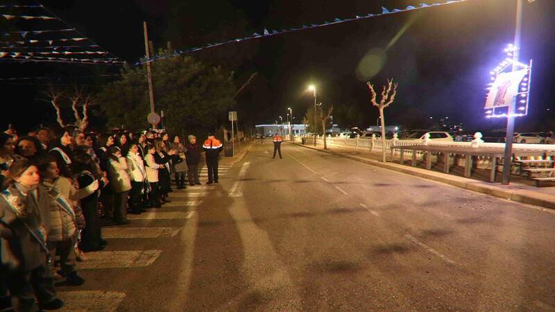 Benidorm celebrates the festival of Sant Antoni with the pilgrimage and offering to the saint in the Ermita de Sanz and the proclamation by Vicente Fuster