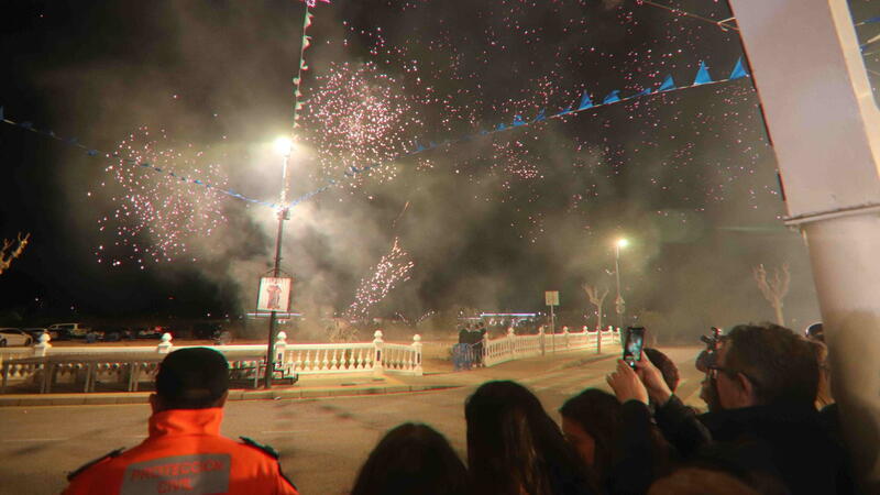 Benidorm celebrates the festival of Sant Antoni with the pilgrimage and offering to the saint in the Ermita de Sanz and the proclamation by Vicente Fuster