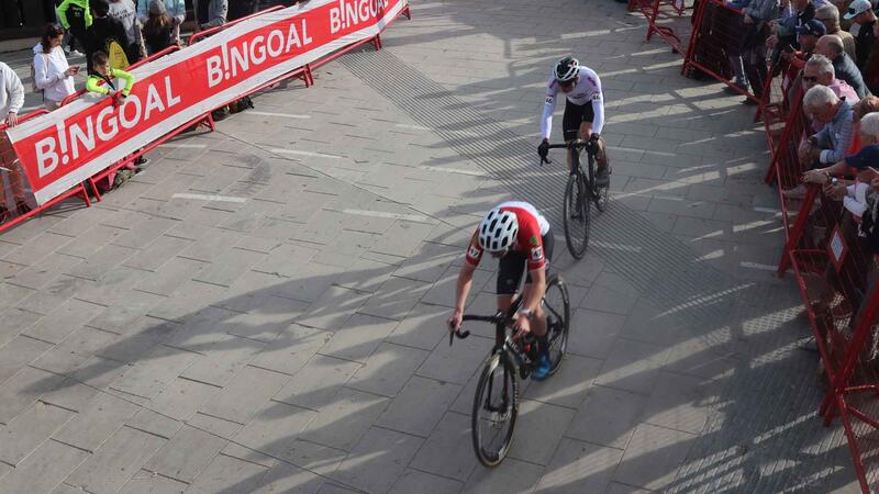 The Cyclocross World Cup achieves a new success and brings together more than 15,000 fans in Benidorm