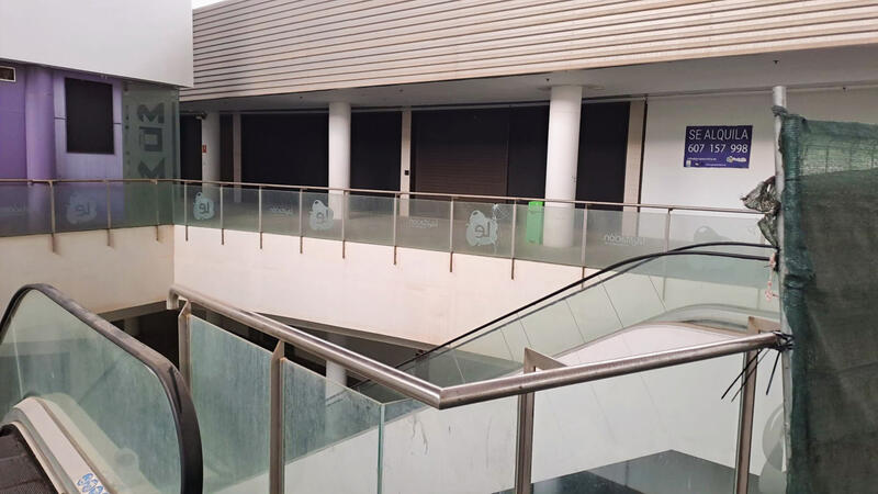 Benidorm devuelve una fianza de 600.000 euros a Enrique Ortiz por la Estación de Autobuses pese a su abandono