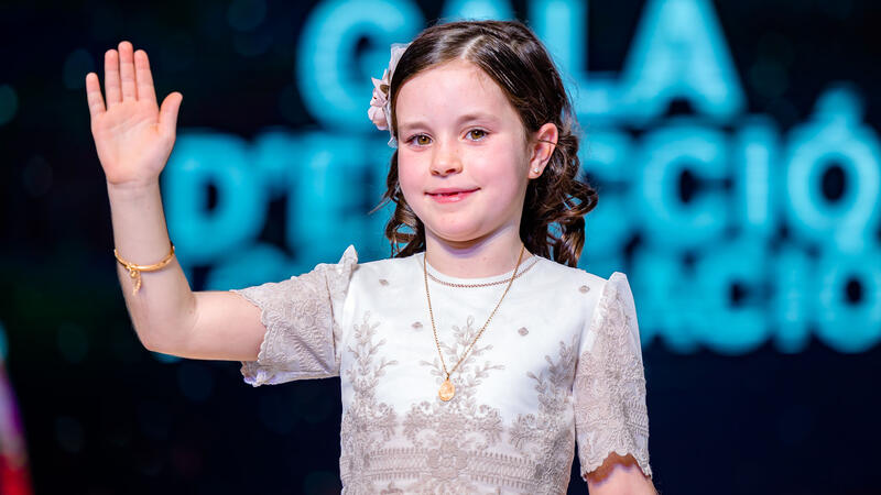 Valentina Almodóbar Climent i Laia Zamora Picó, Reines de les Festes Majors Patronals de Benidorm en 2024