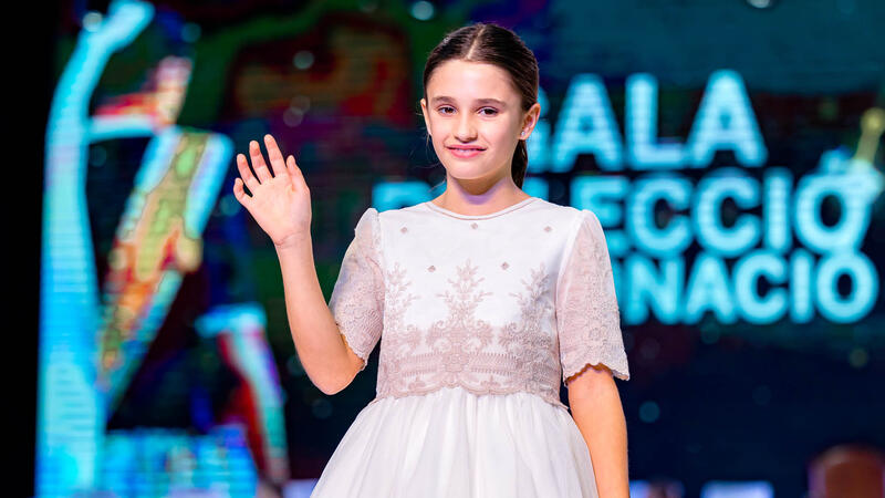 Valentina Almodóbar Climent i Laia Zamora Picó, Reines de les Festes Majors Patronals de Benidorm en 2024