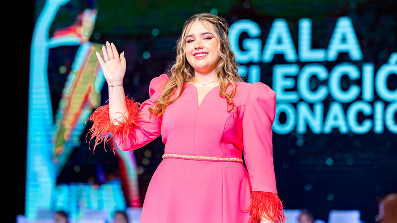 Valentina Almodóbar Climent i Laia Zamora Picó, Reines de les Festes Majors Patronals de Benidorm en 2024