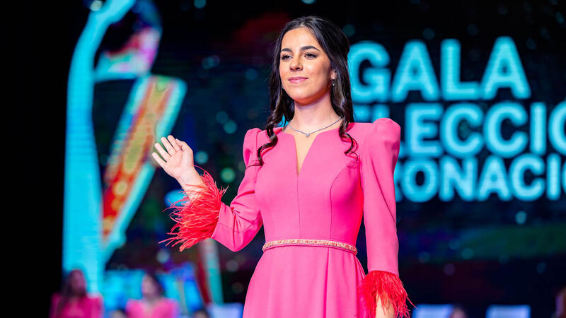 Valentina Almodóbar Climent i Laia Zamora Picó, Reines de les Festes Majors Patronals de Benidorm en 2024