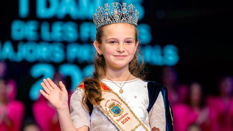 Valentina Almodóbar Climent i Laia Zamora Picó, Reines de les Festes Majors Patronals de Benidorm en 2024