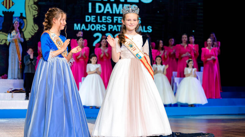 Valentina Almodóbar Climent i Laia Zamora Picó, Reines de les Festes Majors Patronals de Benidorm en 2024