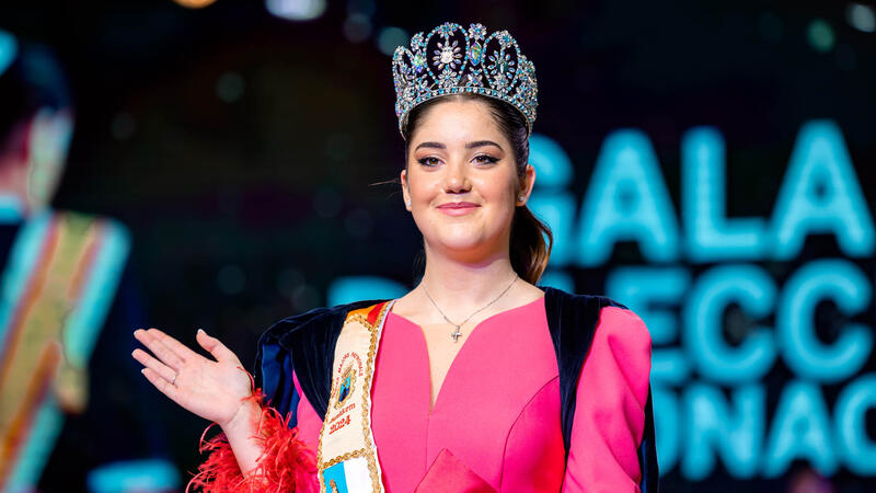 Valentina Almodóbar Climent i Laia Zamora Picó, Reines de les Festes Majors Patronals de Benidorm en 2024
