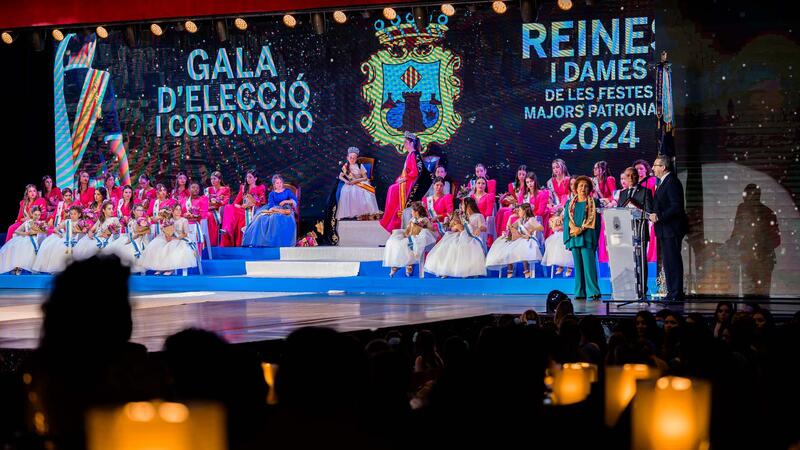 Valentina Almodóbar Climent i Laia Zamora Picó, Reines de les Festes Majors Patronals de Benidorm en 2024
