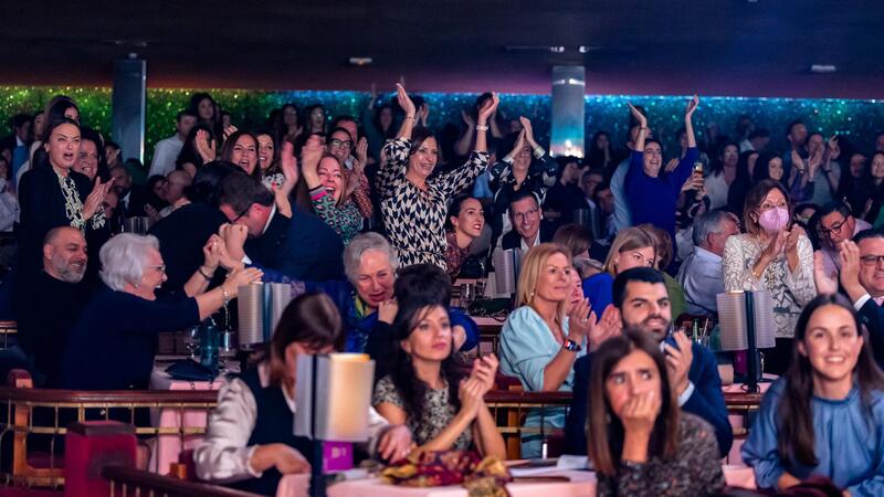 Valentina Almodóbar Climent i Laia Zamora Picó, Reines de les Festes Majors Patronals de Benidorm en 2024